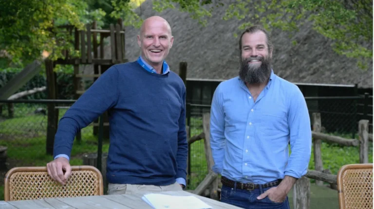 L-R: Orffa CEO Haiko Zuidhoff and Sea Forest CEO Sam Elsom Image credit: Sea Forest