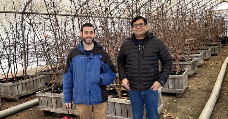 CryoBio cofounders Abe Pressman (left) and Murli Manohar (right). Image credit: CryoBio