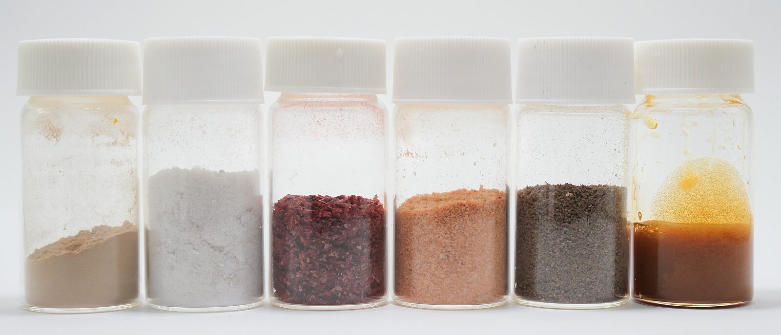 Fractionation portfolio from pomegranate. Image credit: Hyfé