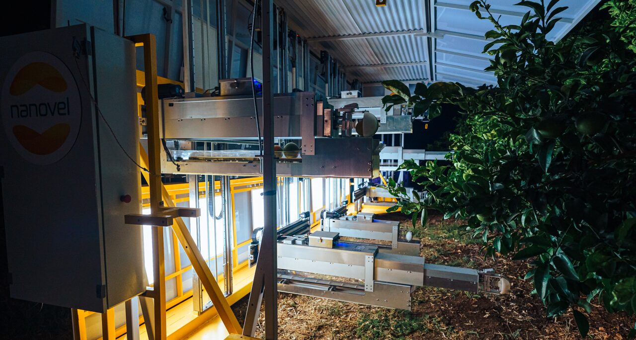 Nanovel robotic harvester Image credit Tal Badrak